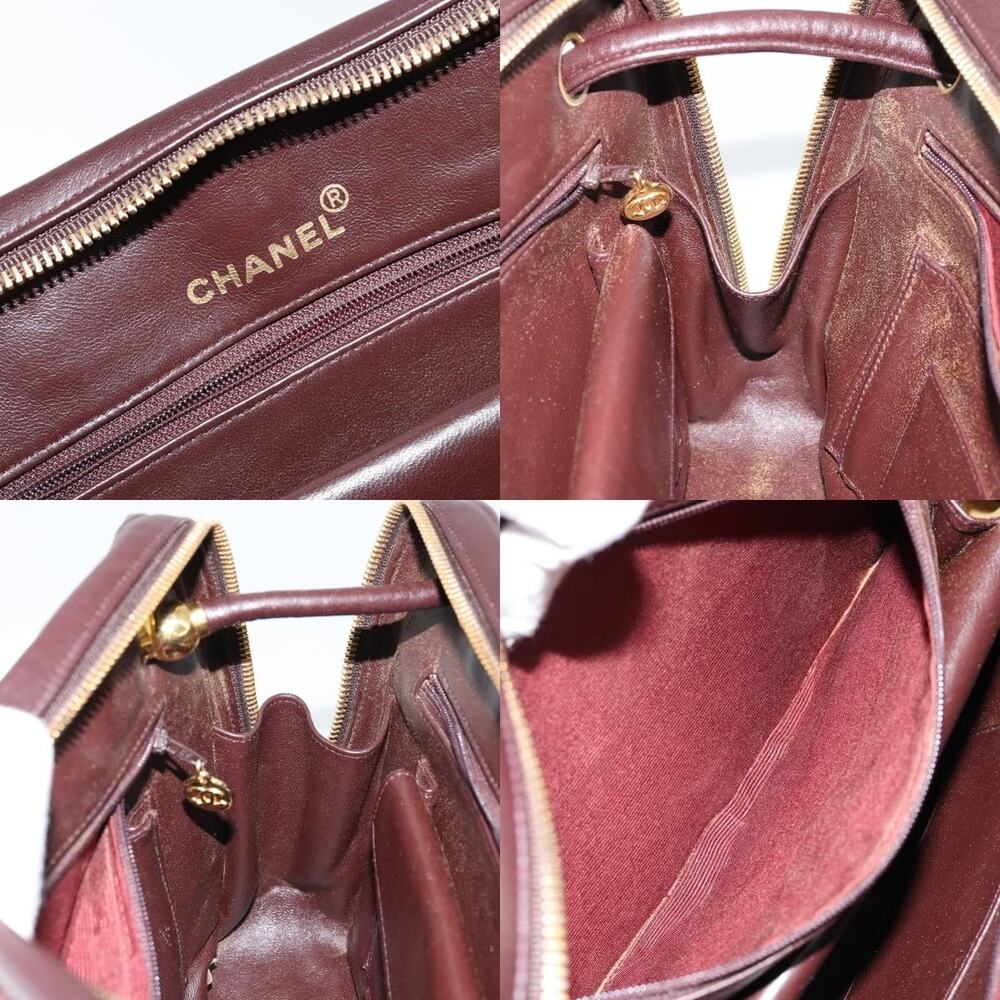 Chanel V Stitch Shoulder Bag - Picture 7 of 8